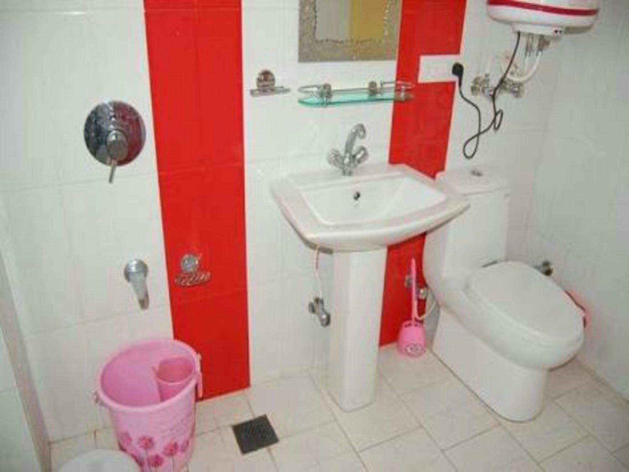 Hotel Fabulous Kashmir Srinagar Zewnętrze zdjęcie